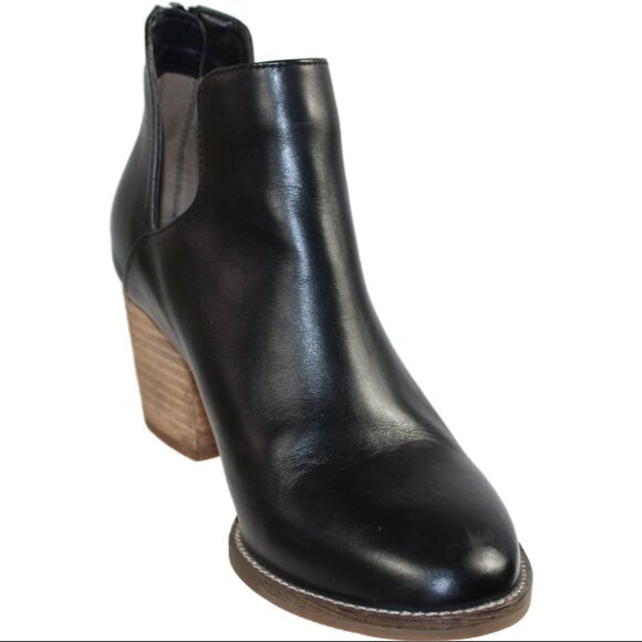 Blondo Neda Black Leather Waterproof Split Ankle Boot, Size 7.5 - Picture 6 of 11